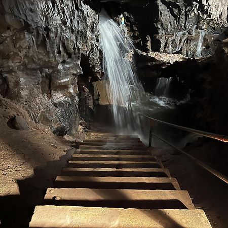 Entire Venue With Accommodation Sleeps Up To 19 - Waterfall Country Escape Wales Coelbren Εξωτερικό φωτογραφία